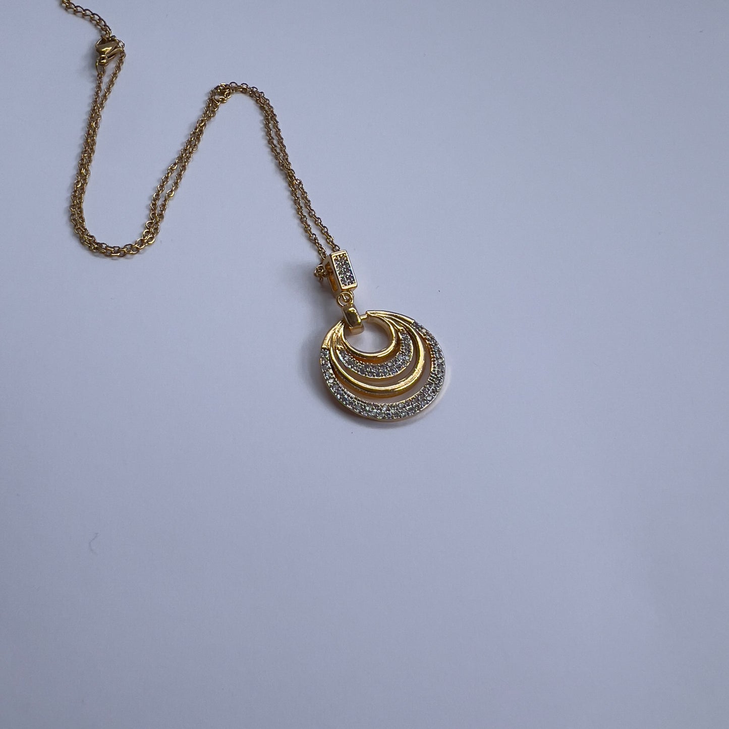 Circle Pendant Necklace